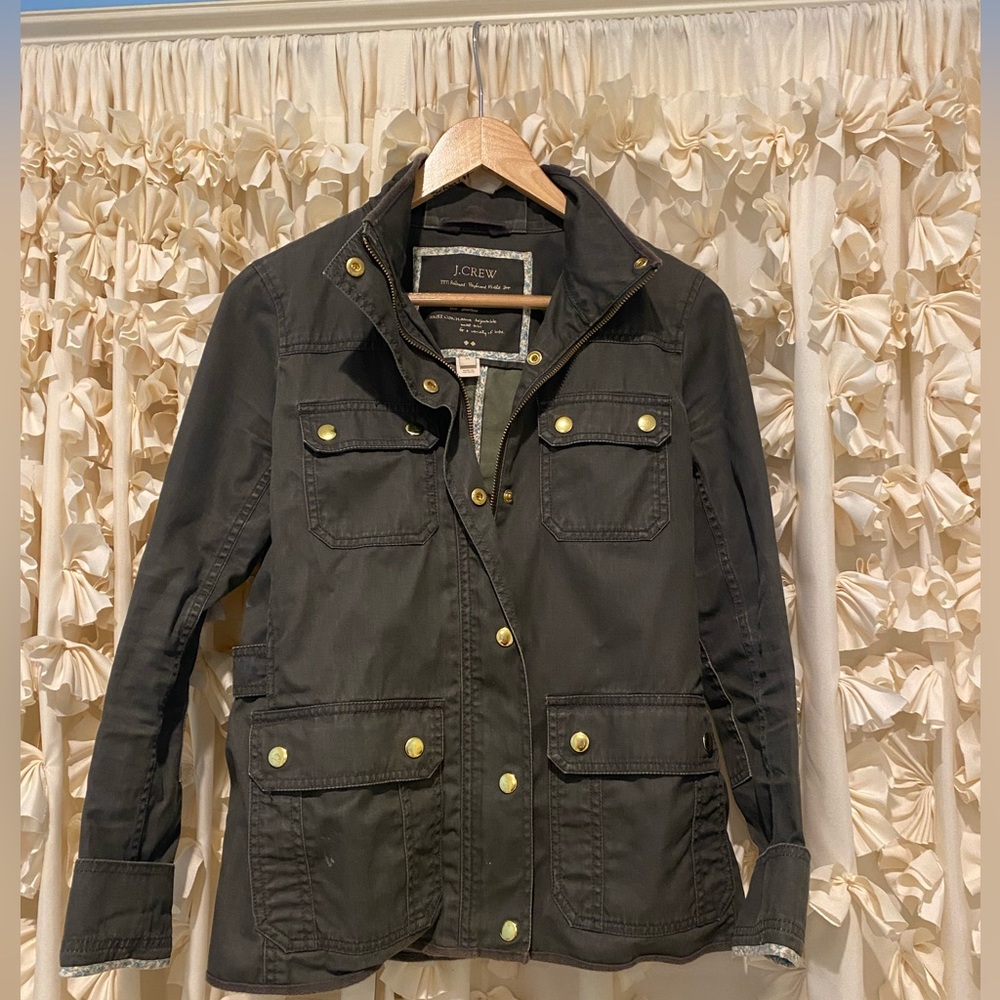 JCrew Army Green jacket. Perfect for spring time! Size XS